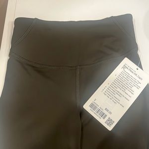 Lululemon Bace pace HR tight 28" dark olive